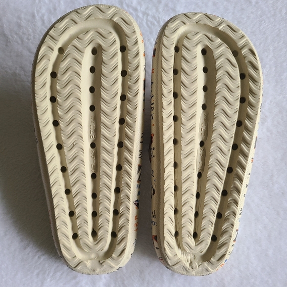 Rock & Roll Adult Foam Pillow Slide Sandals Unisex 9.5 to 10 womens/ 8-9 mens - Picture 6 of 7